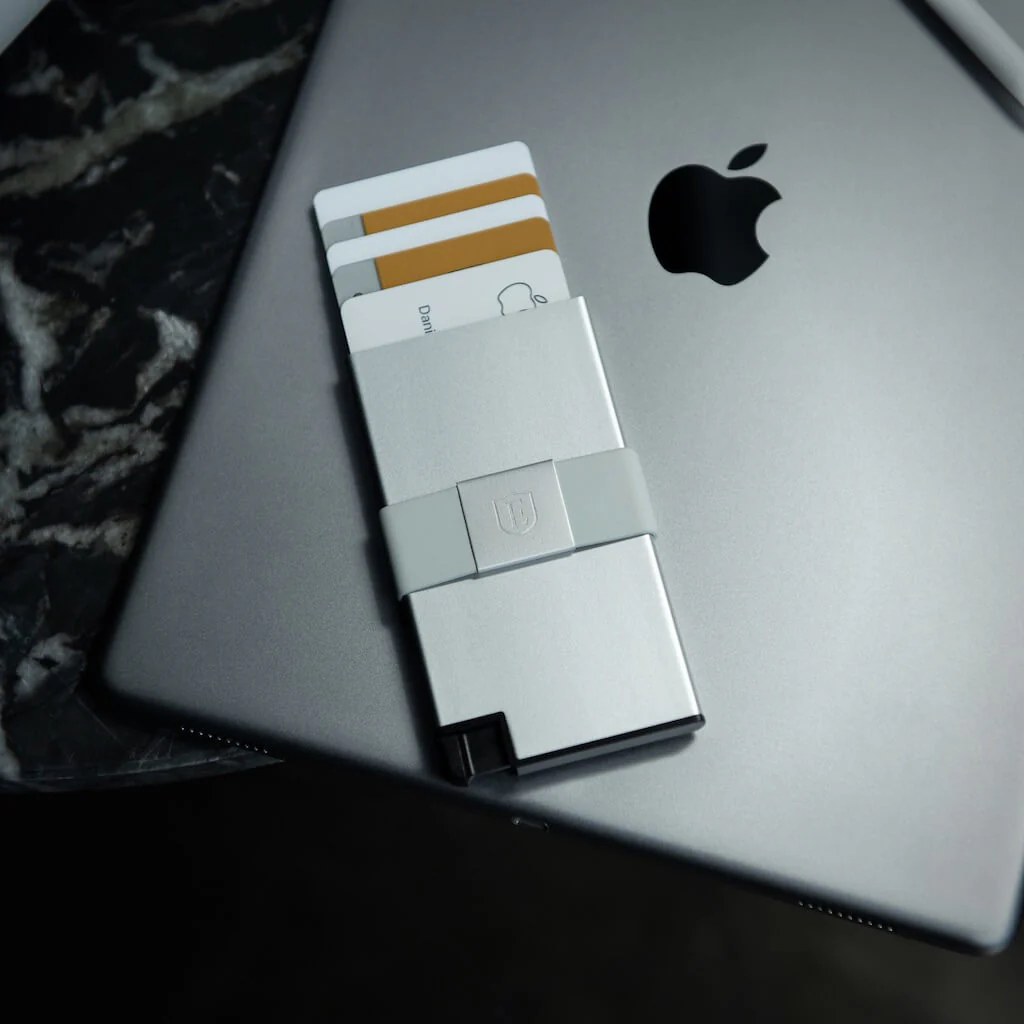 Ekster Cardholder - VIP Offer - Image 57